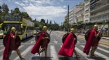 Σπαρτιάτες πολεμιστές στην πλατεία Συντάγματος