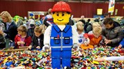 H Lego αντικαθιστά τα πλαστικά κομμάτια με βάση το πετρέλαιο
