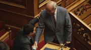 Η χειραψία του Βαγγέλη Μεϊμαράκη με τον Αλέξη Τσίπρα