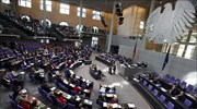 Bild: Περίπου 50 βουλευτές της CDU/CSU εκτιμάται ότι θα ψηφίσουν «όχι» την Παρασκευή