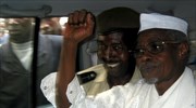 Βίαιη προσαγωγή πρώην δικτάτορα του Τσαντ σε δικαστήριο στη Σενεγάλη