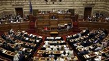Οριακά ενισχυμένη η κυβέρνηση - Παραμένει το ρήγμα στον ΣΥΡΙΖΑ