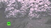 Ο ουρανός γίνεται γκρι από την τέφρα του ηφαιστείου Σιναμπούνγκ