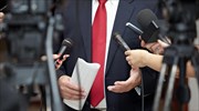 Οι ψηφοφόροι προτιμούν τους πολιτικούς με βαθιά φωνή, λένε οι επιστήμονες