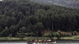 Βαρκάδα στη λίμνη Δόξα