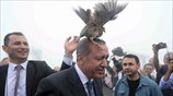 Ιπτάμενη επίθεση στον Ταγίπ Ερντογάν