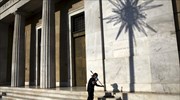 Πόσα σηκώσαμε από τους λογαριασμούς εν μέσω capital controls –  Τα στοιχεία της ΤτΕ