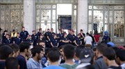 Νέες διαδηλώσεις μεταναστών - προσφύγων στο σιδηροδρομικό σταθμό της Βουδαπέστης